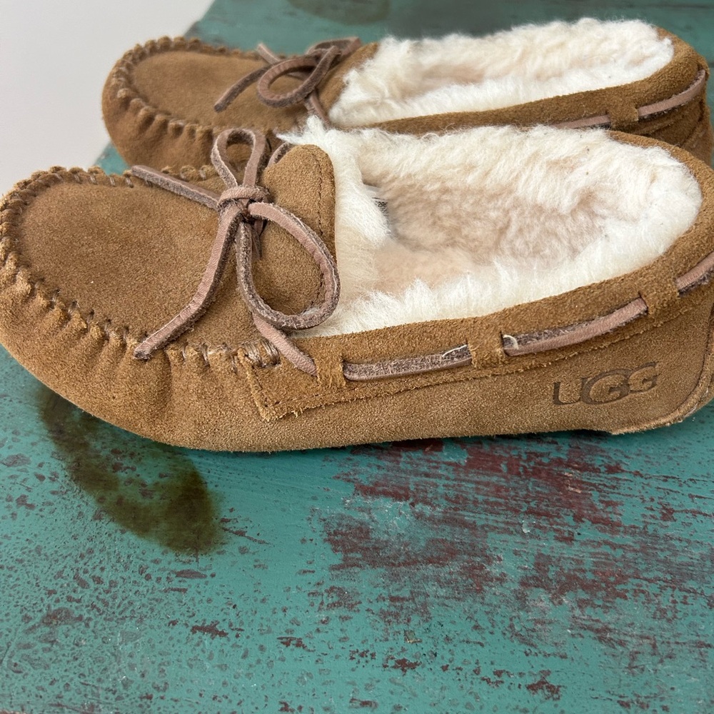 UGG Dakota Kid Slippers